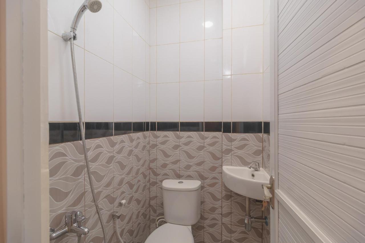 Reddoorz @ Taman Royal Tangerang Hotel Екстериор снимка