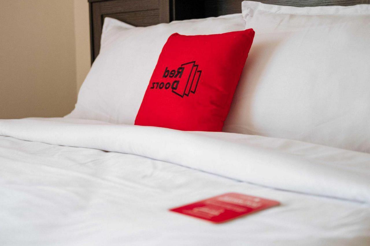 Reddoorz @ Taman Royal Tangerang Hotel Екстериор снимка